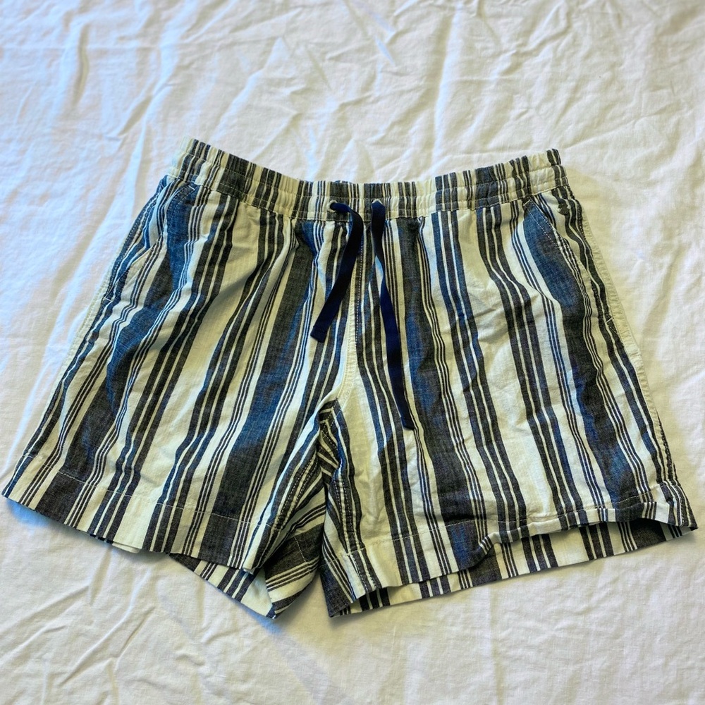 LL Bean linen-type cotton shorts
